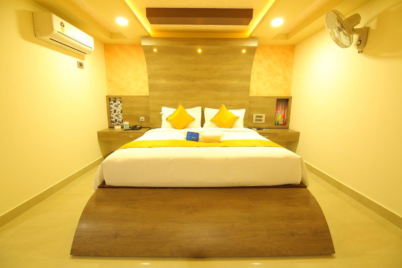 Hotel A J Park Alappuzha Екстер'єр фото