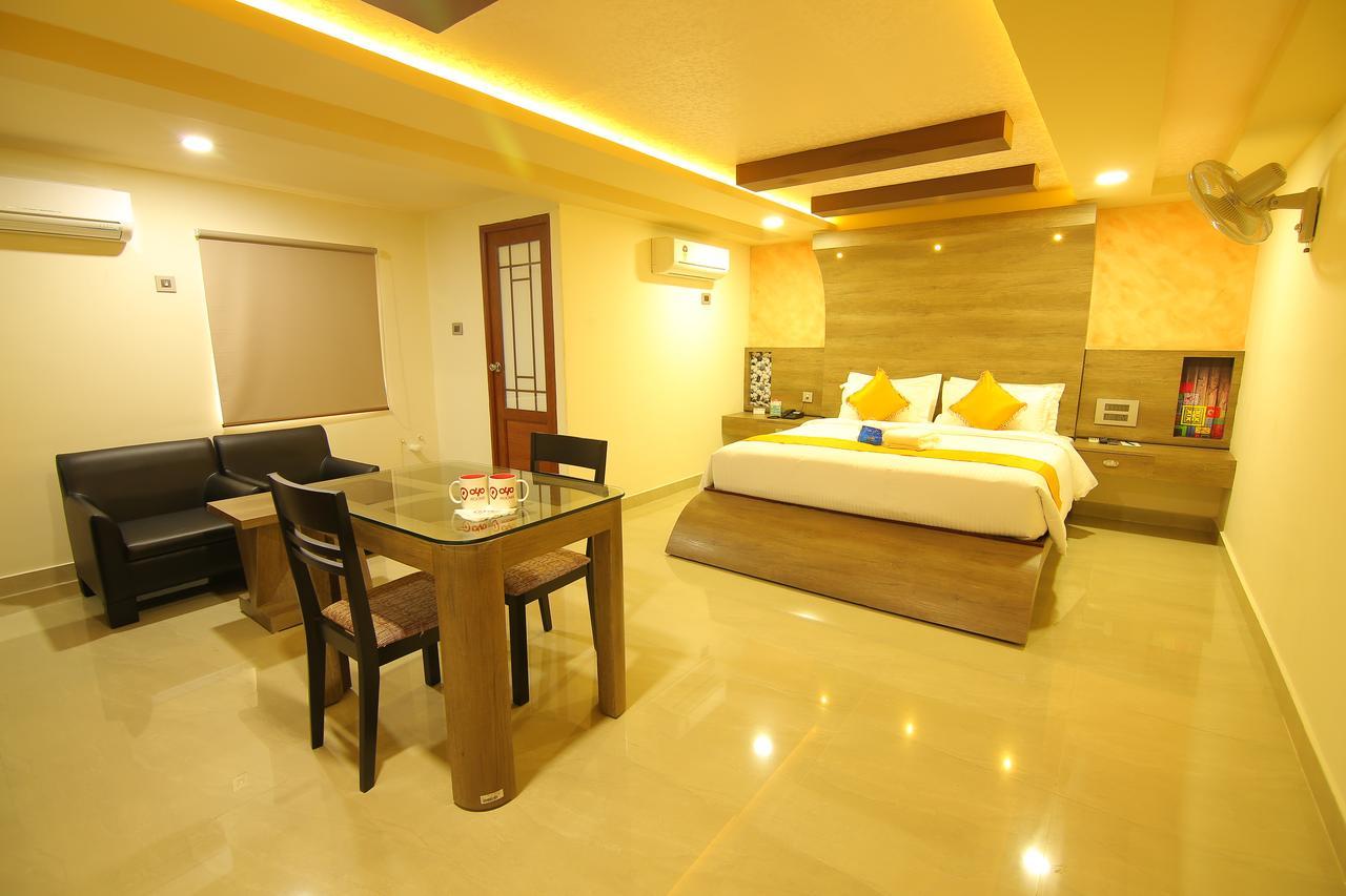 Hotel A J Park Alappuzha Екстер'єр фото