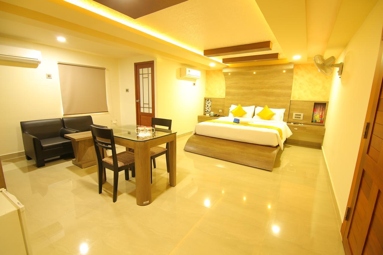 Hotel A J Park Alappuzha Екстер'єр фото